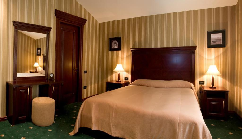 Hotel Dilijan Resort Quarto foto